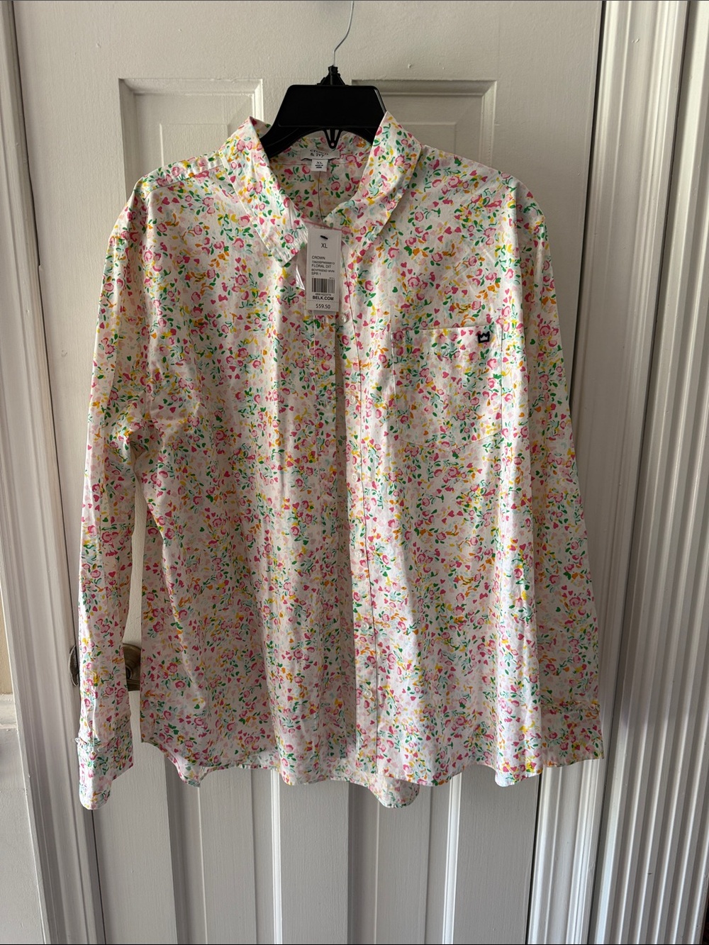crown & ivy White Long-Sleeve Button-Down Shirt with Multi-Color Floral Print